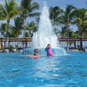 Meet your Posher, Nadine